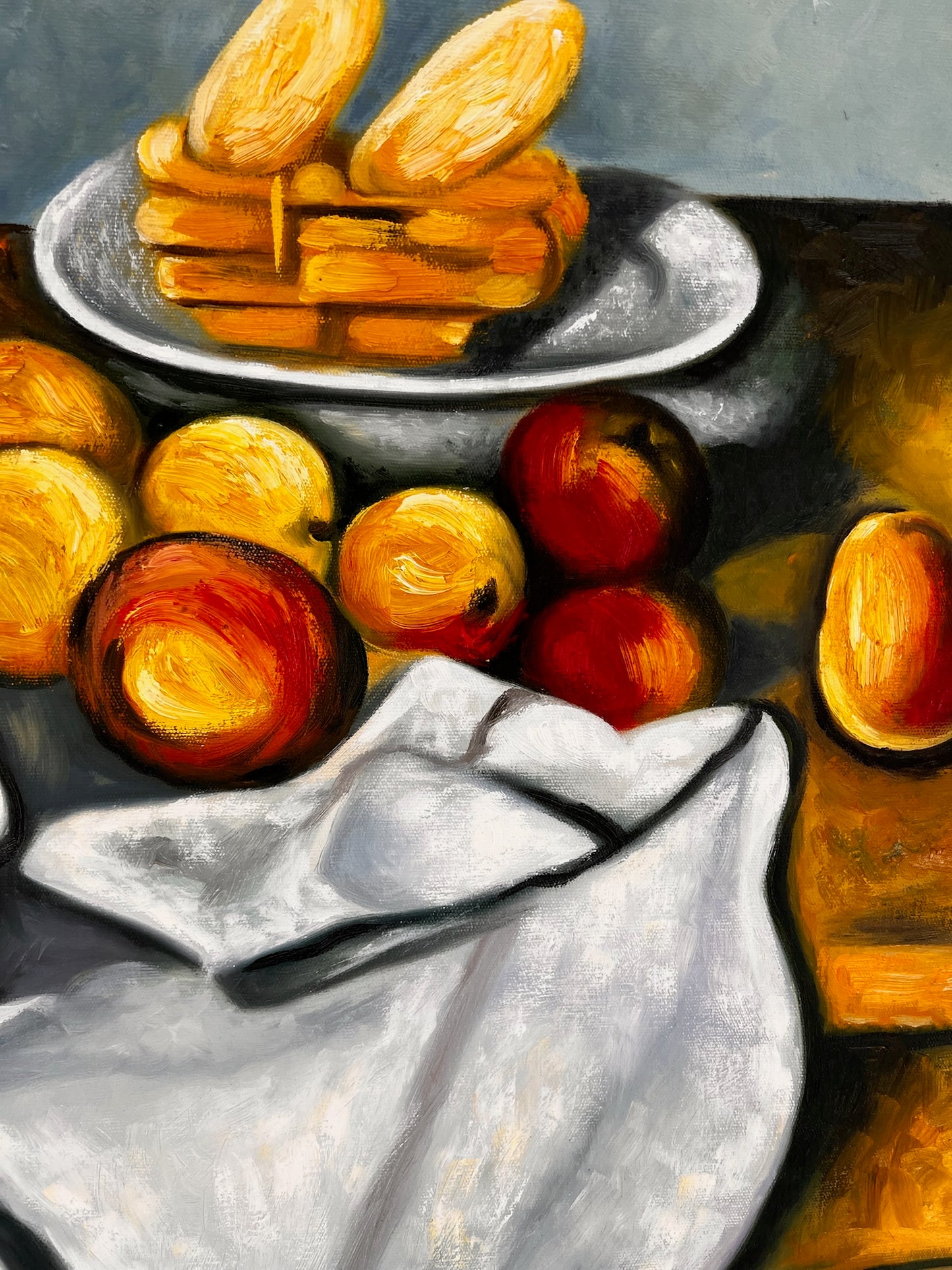 Frutas y pastel – Pintura al óleo postimpresionista pintada a mano sobre lienzo (64 × 80 cm)
