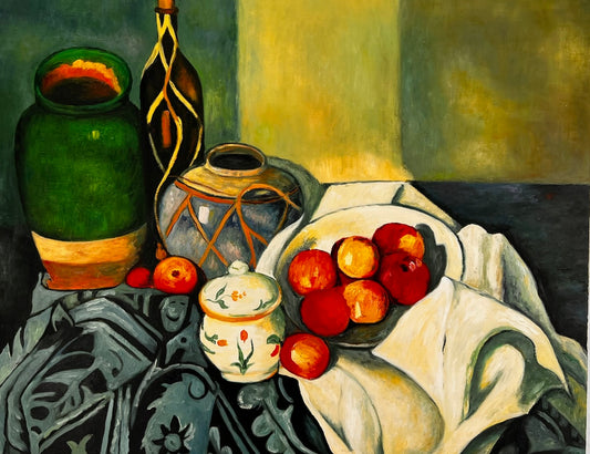 Naturaleza muerta con fruta y botella verde – Pintura al óleo postimpresionista pintada a mano sobre lienzo (64 × 80 cm)